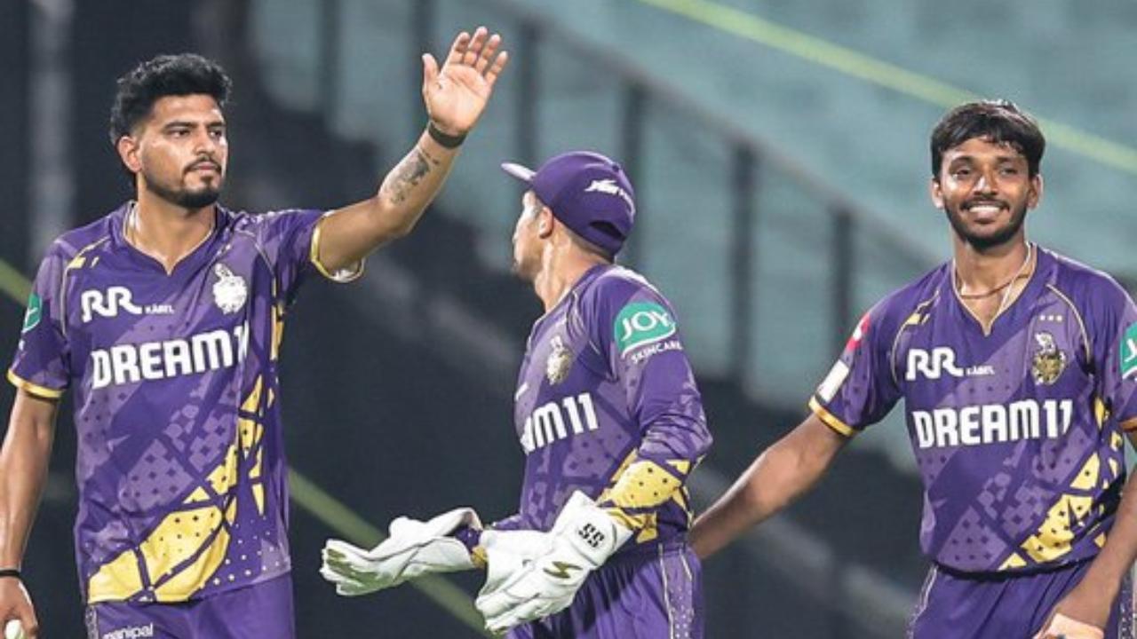 On April 15, Maharaja Yadavindra Singh International Cricket Stadium will host the game number 31 between Punjab Kings and KKR. The match will begin at 7.30 PM