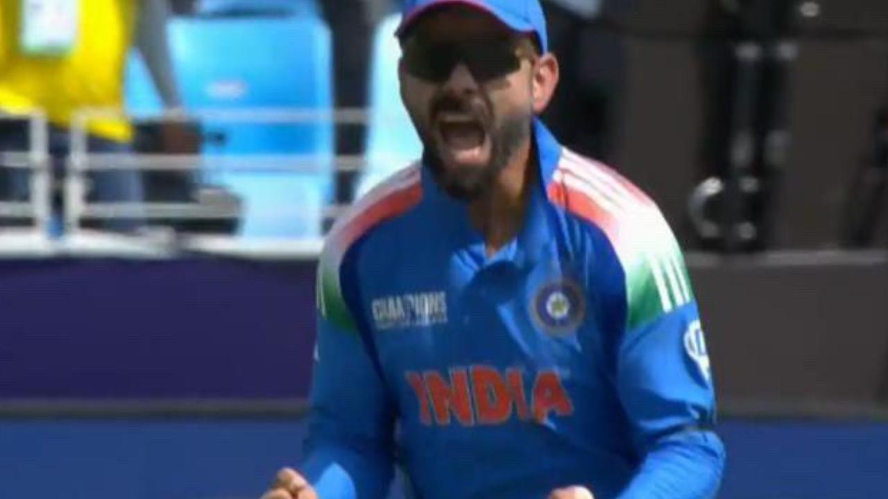 On the second delivery of the ninth over of the first innings, Varun Chakravarthy bowled a perfectly pitched ball on the off-stump line. Travis Head, aiming to continue his attacking spree, planted his front foot and attempted to clear the long-off fence. But the shot didn’t come off as planned. Instead of the sweet spot of the bat, Head made contact with the bottom half, resulting in a mistimed shot. The ball ballooned high into the air, sailing toward the right of long-off.
Shubman Gill, who had positioned himself in the perfect spot, sprinted toward the ball with impressive speed and agility. With eyes fixed on the sky, Gill leaped to make a stunning catch, sending Head back to the pavilion. The stadium erupted in applause, with Rohit Sharma being visibly delighted, pumping his fists in celebration. Virat Kohli, on the other hand, gave Head a fiery send-off as he made his way off the field.
