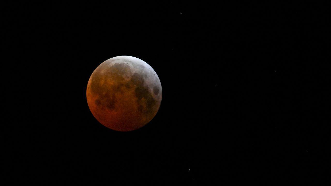 IN PHOTOS: Spectacular blood moon lunar eclipse captured across the globe