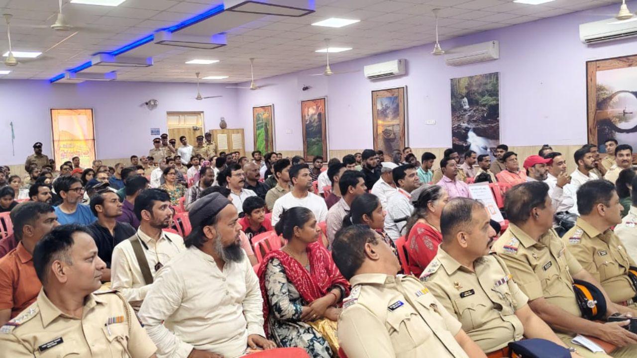 The complainants who reported their valuables missing were invited to the event at St Joseph’s Church in Juhu from 12 pm to 2 pm