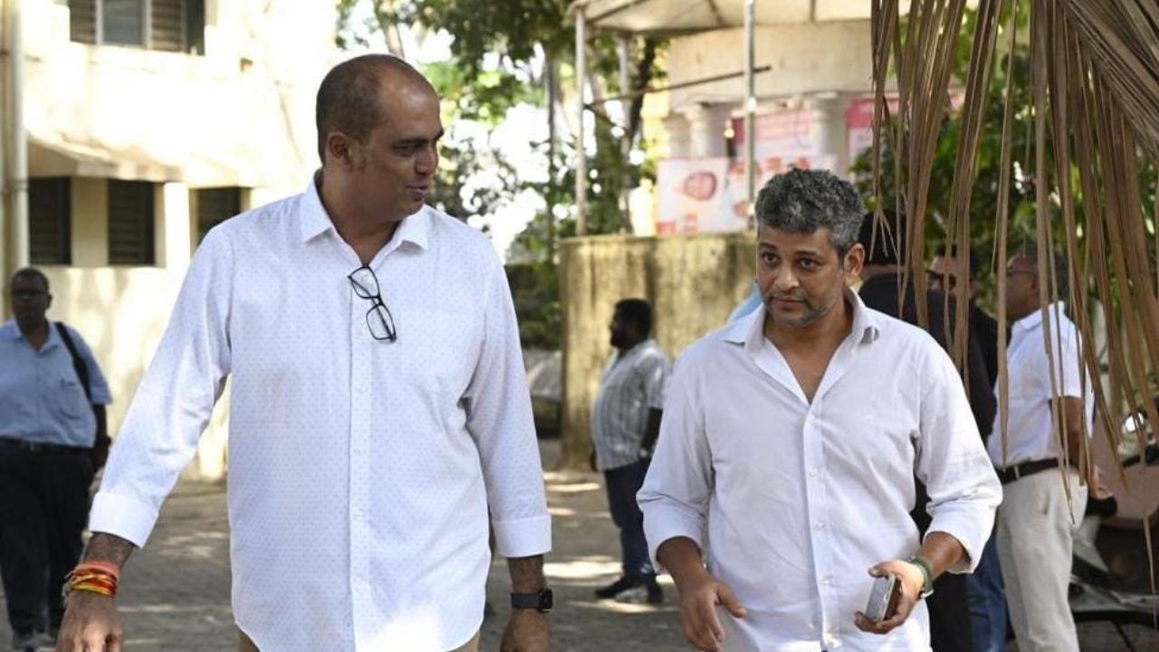 Former Test player Nilesh Kulkarni and India's women's team head coach Amol Muzumdar also made their appearances at the Shivaji Park