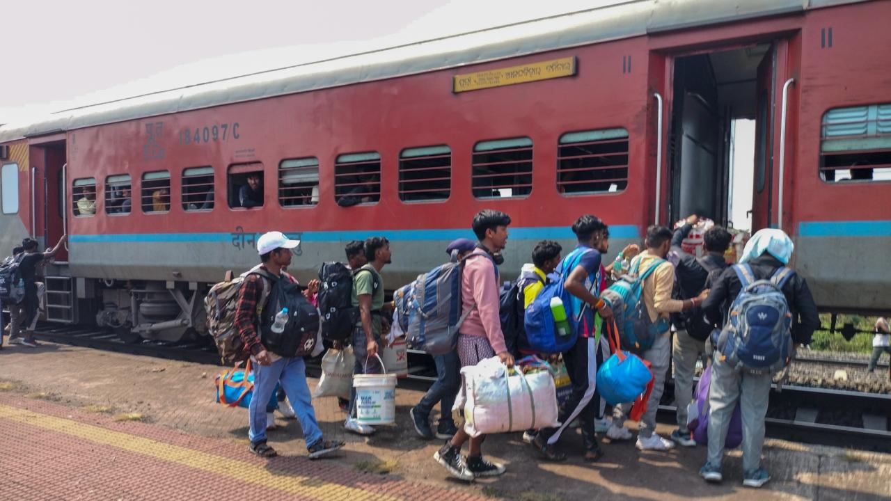 Cuttack's District Collector Dattatraya Bhausaheb Shinde, who oversaw the rescue operation, said, 
