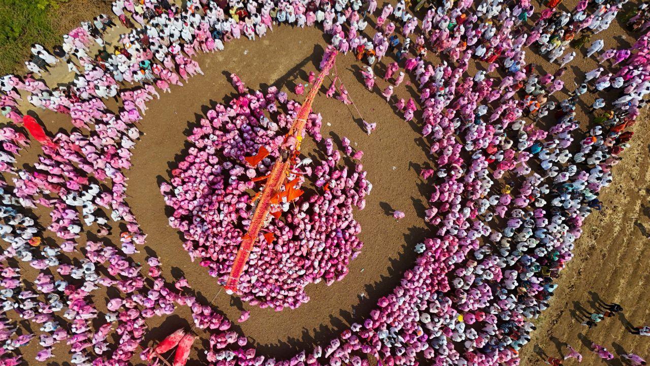 Spectacular Bagad Rath Yatra festival celebrated in Maharashtra's Satara