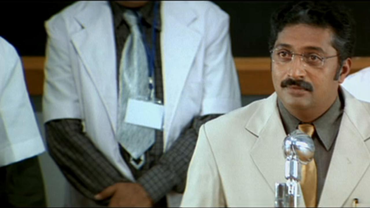 Dr Vishwanath - Vasool Raja MBBS (2004) 
The Tamil version of Dr. Asthana from Munna Bhai MBBS, delivering a mix of authority and emotion.