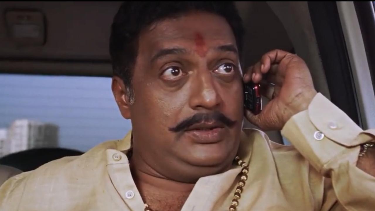 Thakur Bachcha Singh- Dabangg 2 (2012) 
In this sequel to the Salman Khan's blockbuster hit Dabangg, Prakash Raj played the role of a powerful politician named Thakur Bachcha Singh. He delivers a performance that is both menacing and entertaining, making him one of the highlights of the film.
