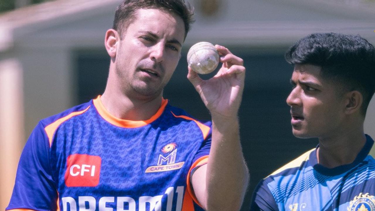Spending a month in South Africa, Puthur bowled alongside MI Cape Town skipper Rashid Khan and worked closely with legendary fast bowler Lasith Malinga, who took a keen interest in his progress. The mentorship proved invaluable as the two developed a strong rapport, helping Puthur sharpen his skills for the big stage