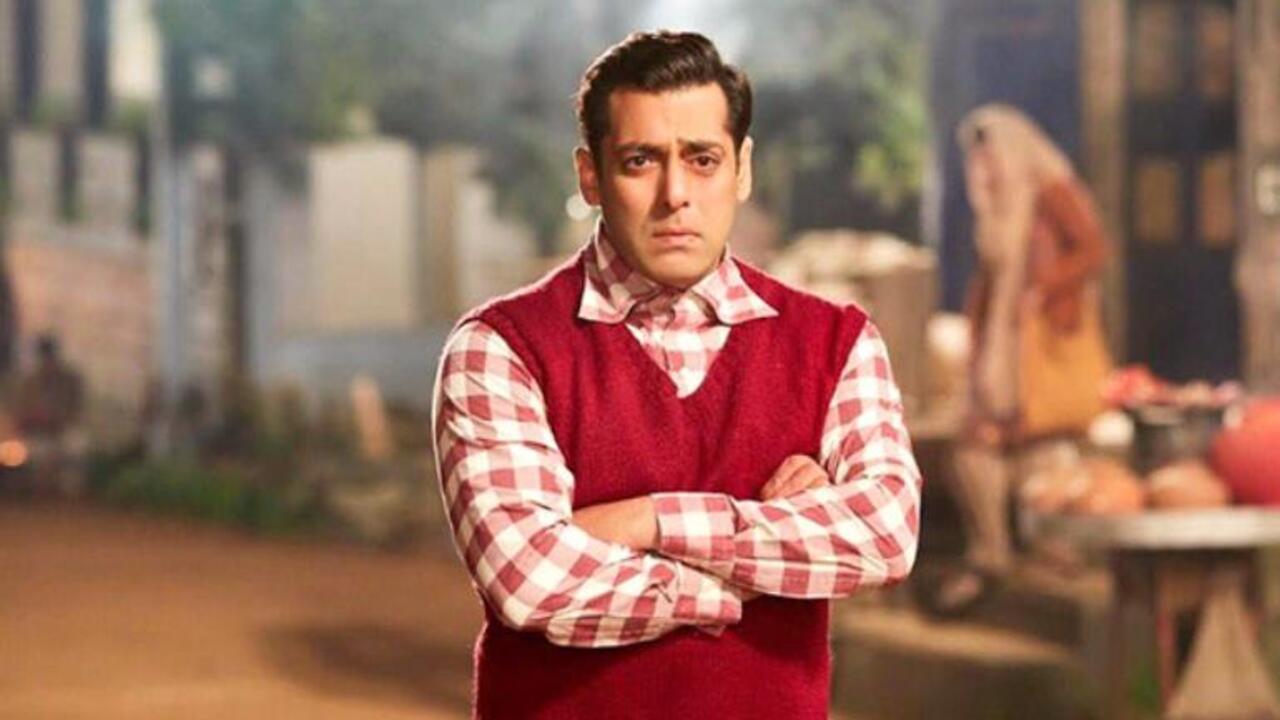 Tubelight (2017) 
Salman Khan and Kabir Khan collaborated for this emotional drama after Bajrangi Bhaijaan and Ek Tha Tiger. The film that also stars Sohail Khan collected Rs 21.15 cr