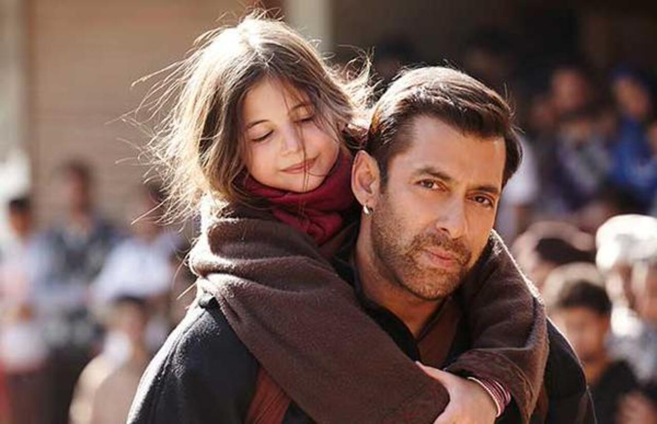 Bajrangi Bhaijaan (2015) 
This is one of Salman's most successful film. The emotional drama of Salman's character helping a lost child reach back to her motherland earned Rs 27.25 cr