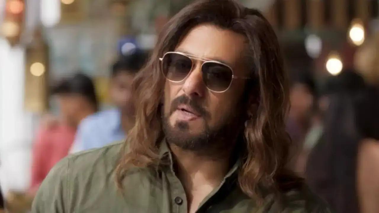 Kisi Ka Bhai Kisi Ki Jaan (2023) 
Salman Khan's Eid offering saw the likes of Venkatesh Daggubati, Pooja Hegde, Bhumika Chawla, Raghav Juyal, Shehnaaz Gill in the mix. The film managed to earn Rs 15.81 cr