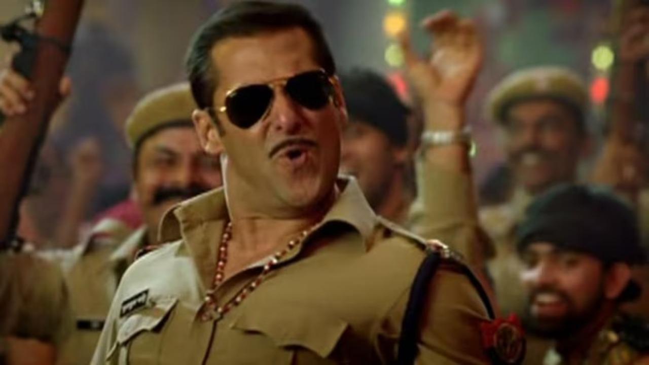 Dabangg (2010) 
Salman Khan began his cop universe film with Dabangg in 2010 when he first played Chulbul Pandey. The film earned Rs 14.50 cr