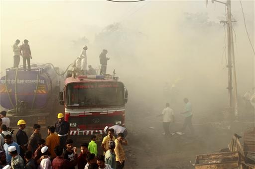Authorities are assessing the extent of the damage and estimating the financial loss incurred by shop owners.