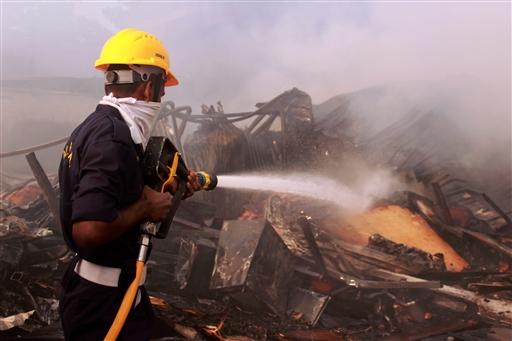 Emergency personnel ensured that the surrounding area was evacuated as a precaution.