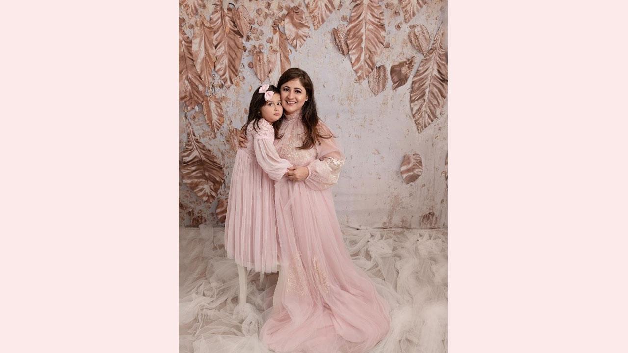 Dynamic Super Mom Monisha Gururani launches her new luxury skincare brand House of Soundarya !!