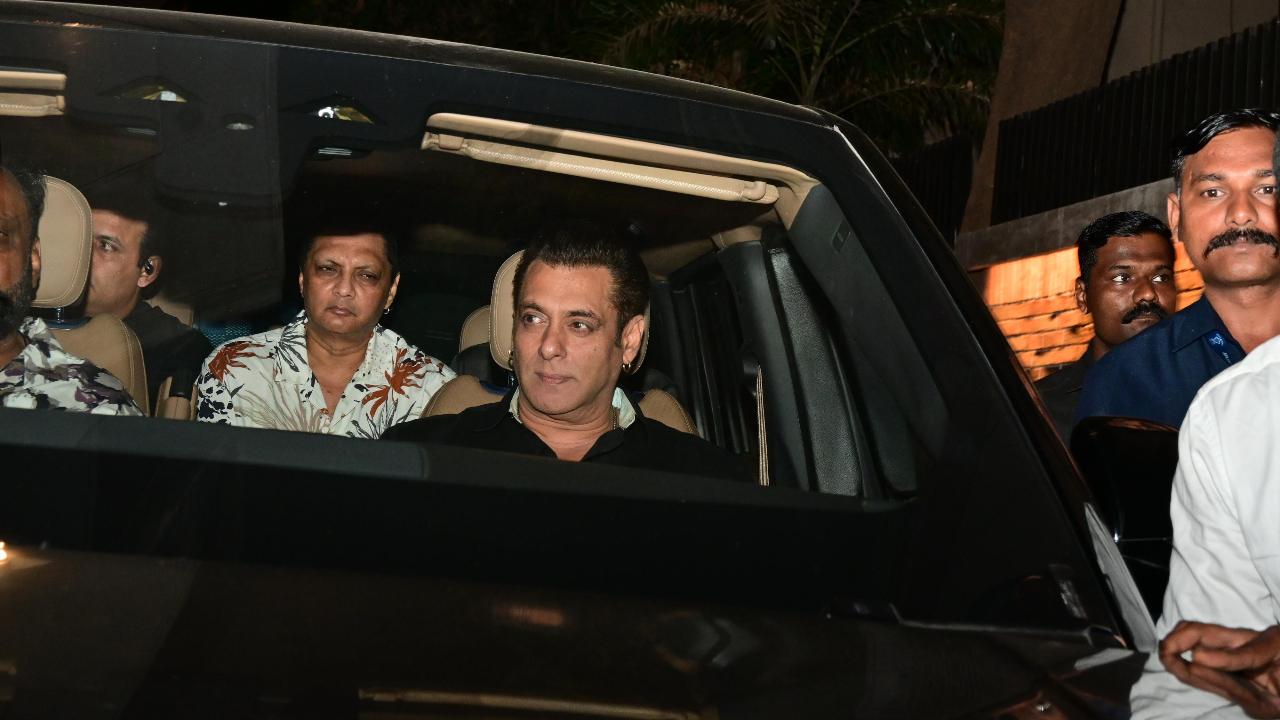 Salman Khan arrived with his swag at the premiere at Excel Entertainment's office.