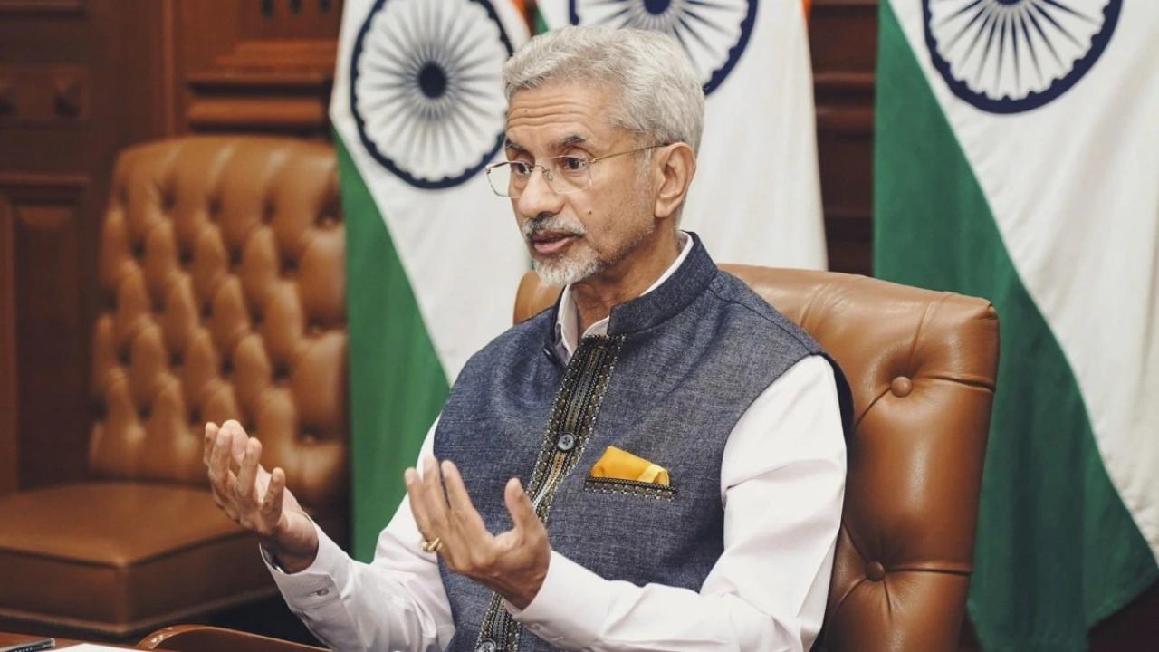 Khalistani protestors rally outside Chatham House during Jaishankar’s UK visit