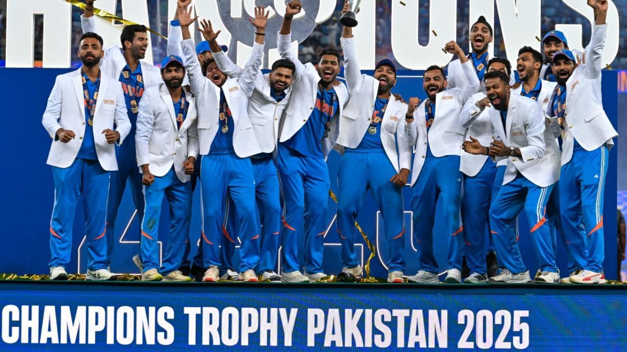 Did Shami avoid Team India's champagne celebration? Fans speculate over viral video