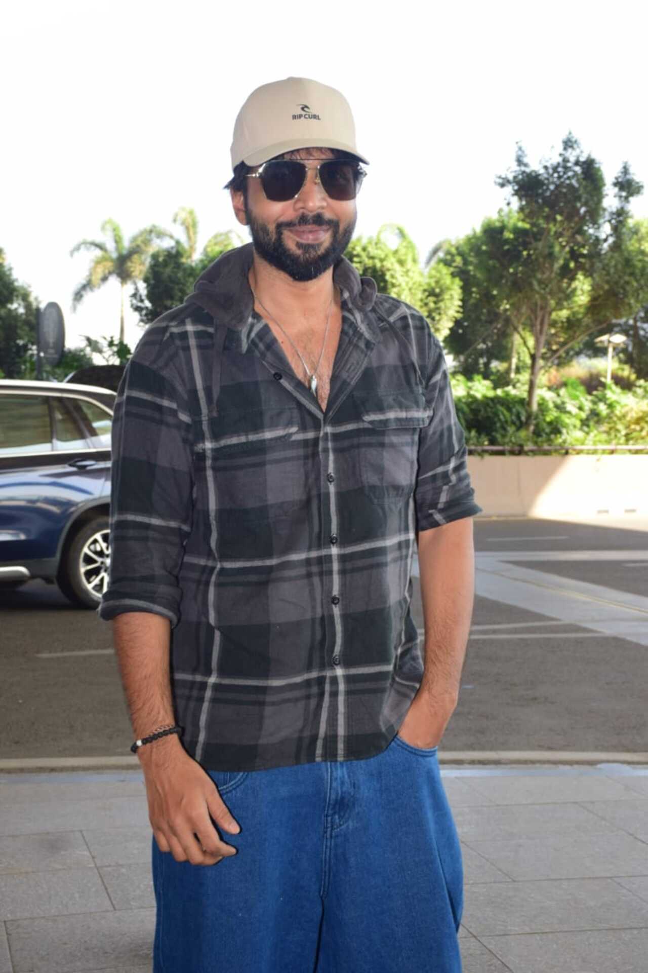 Stree 2 actor Abhishek Banerjee was spotted at the airport.