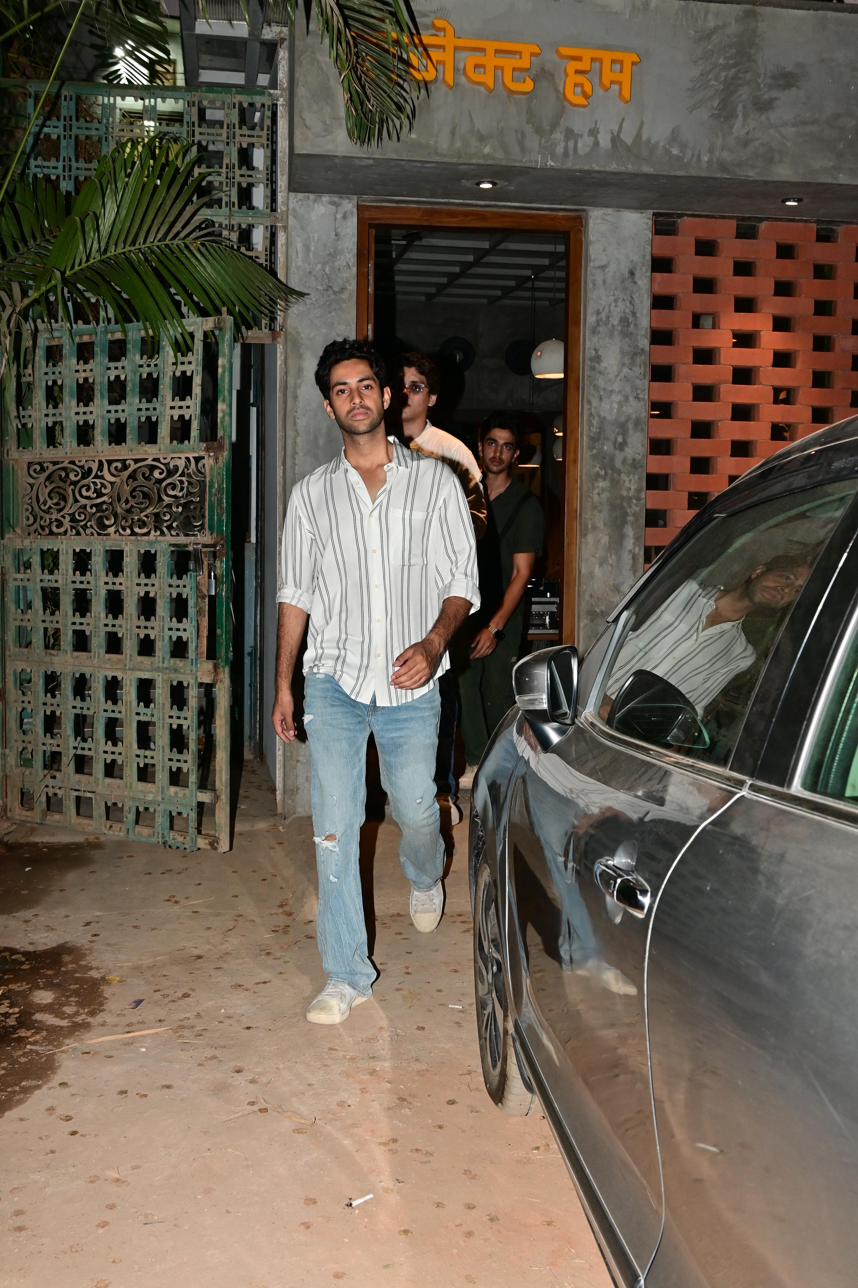 Agastya Nanda looked smart in a casual white shirt and blue jeans