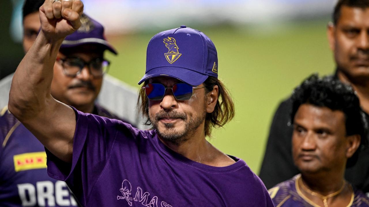 Watch! Shah Rukh Khan meets KKR players ahead of IPL 2025 opener against RCB