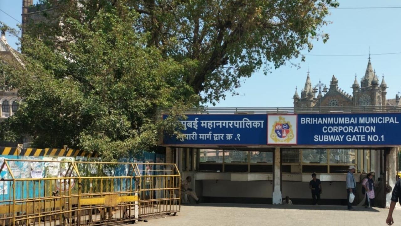 BMC launches drive for unrestricted pedestrian movement at crowded spots