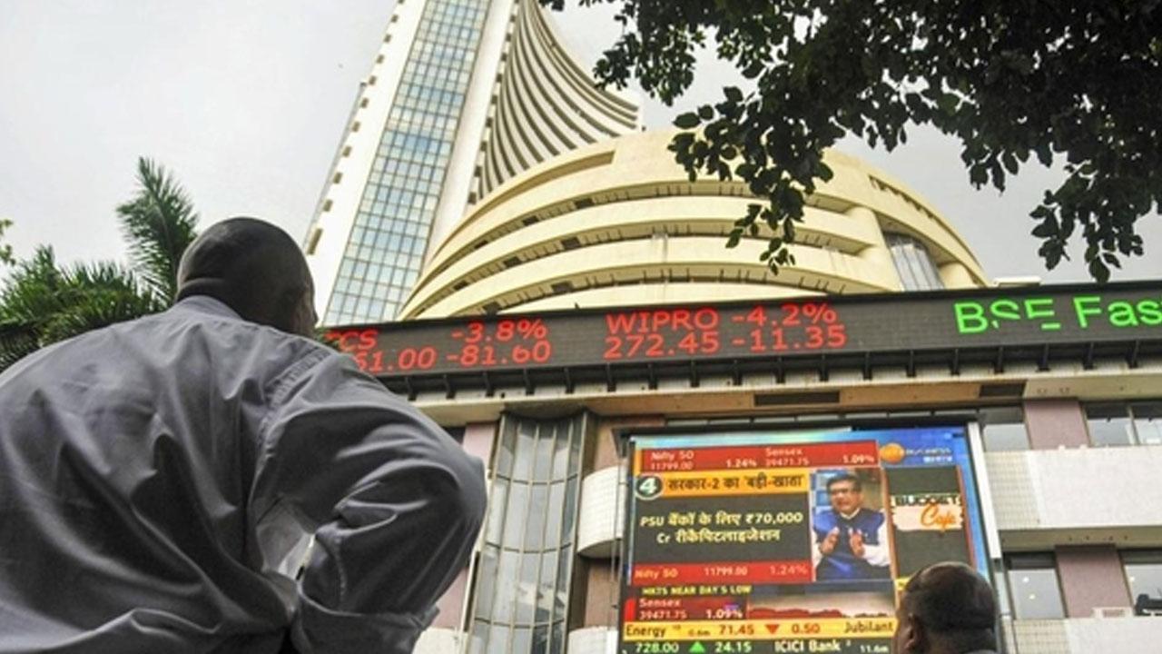 Stock market holidays and their impact on trading plans