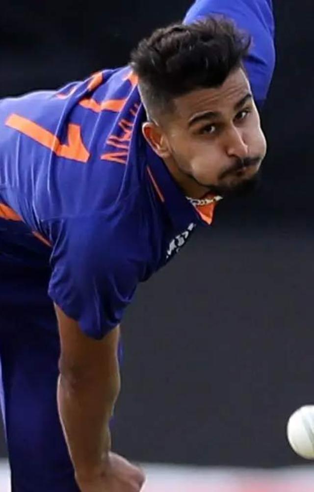 IPL 2025: Injured Umran Malik replaced by this pacer
