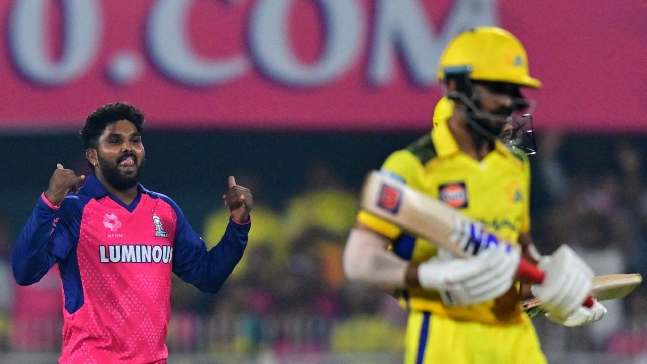Wanindu Hasaranga, Ruturaj Gaikwad (Pic: AFP)