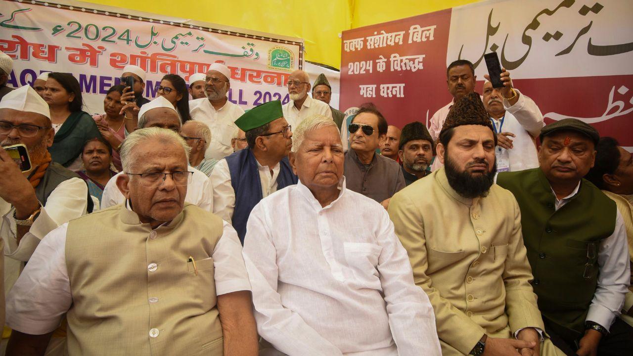 Rashtriya Janata Dal (RJD) chief Lalu Prasad Yadav and Leader of the Opposition in the Bihar Assembly, Tejashwi Yadav, joined the protest organised by AIMPLB against the Waqf (Amendment) Bill