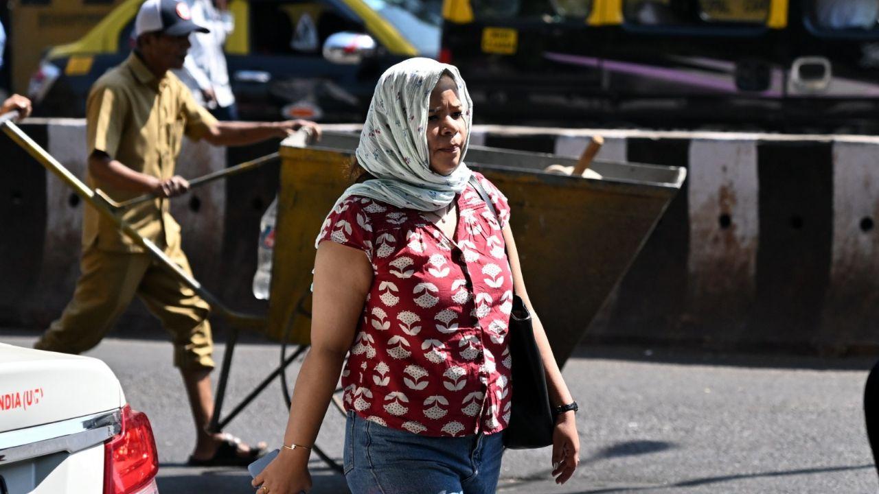 On Sunday, city's maximum temperature likely to be around 35 degrees Celsius and minimum 23 degrees Celsius