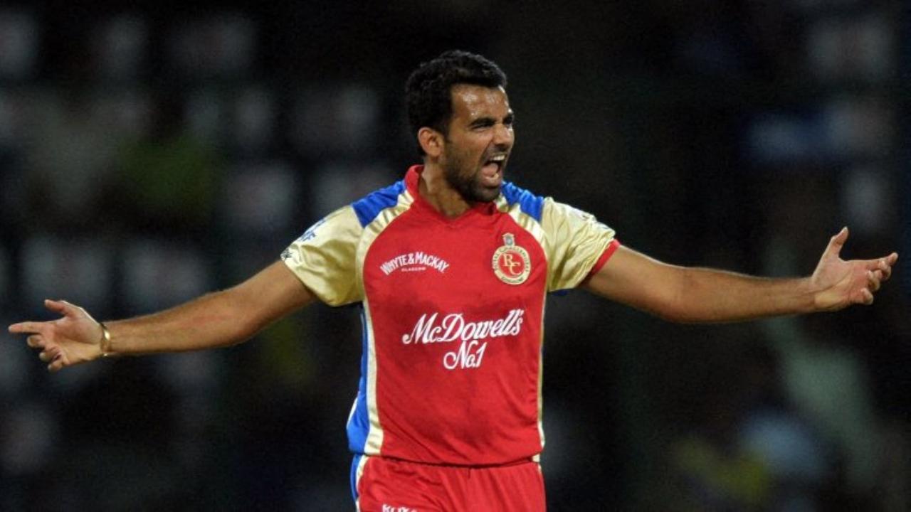 Zaheer Khan, Ashley Noffke and Jacques Kallis managed to claim one wicket by completing their spell of four overs