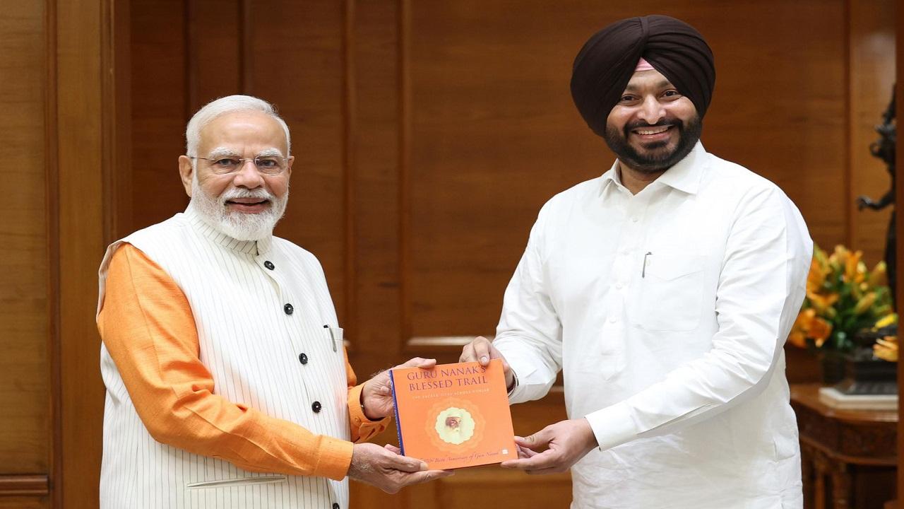 Union Minister Ravneet Singh Bittu meets PM Modi, discusses various issues