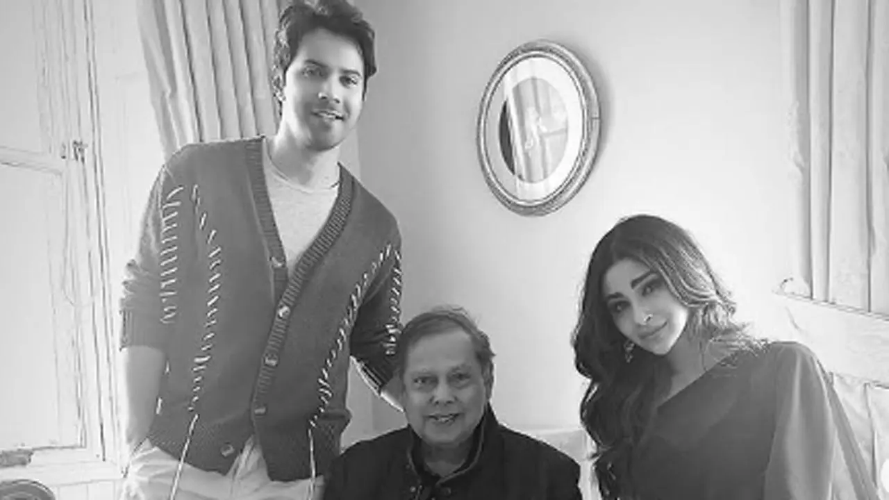 Mouni Roy compares 'Hai Jawani Toh...' with Varun to iconic sitcom 'FRIENDS'