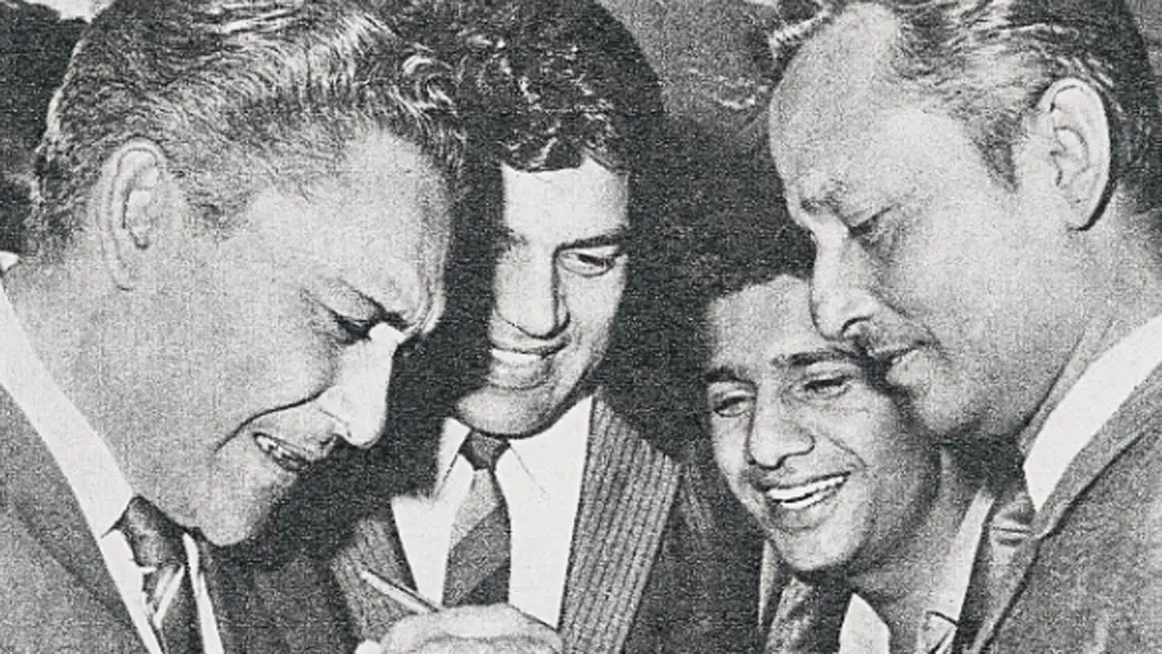 Bollywood nostalgia special: Dharmendra shares vintage picture with Ashok Kumar
