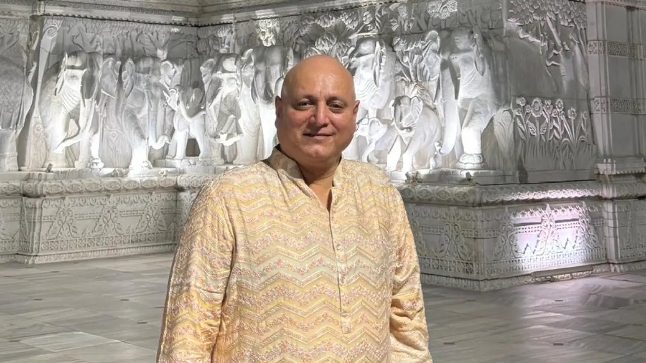 Manoj Joshi mocks modern media calling it 'news without facts'