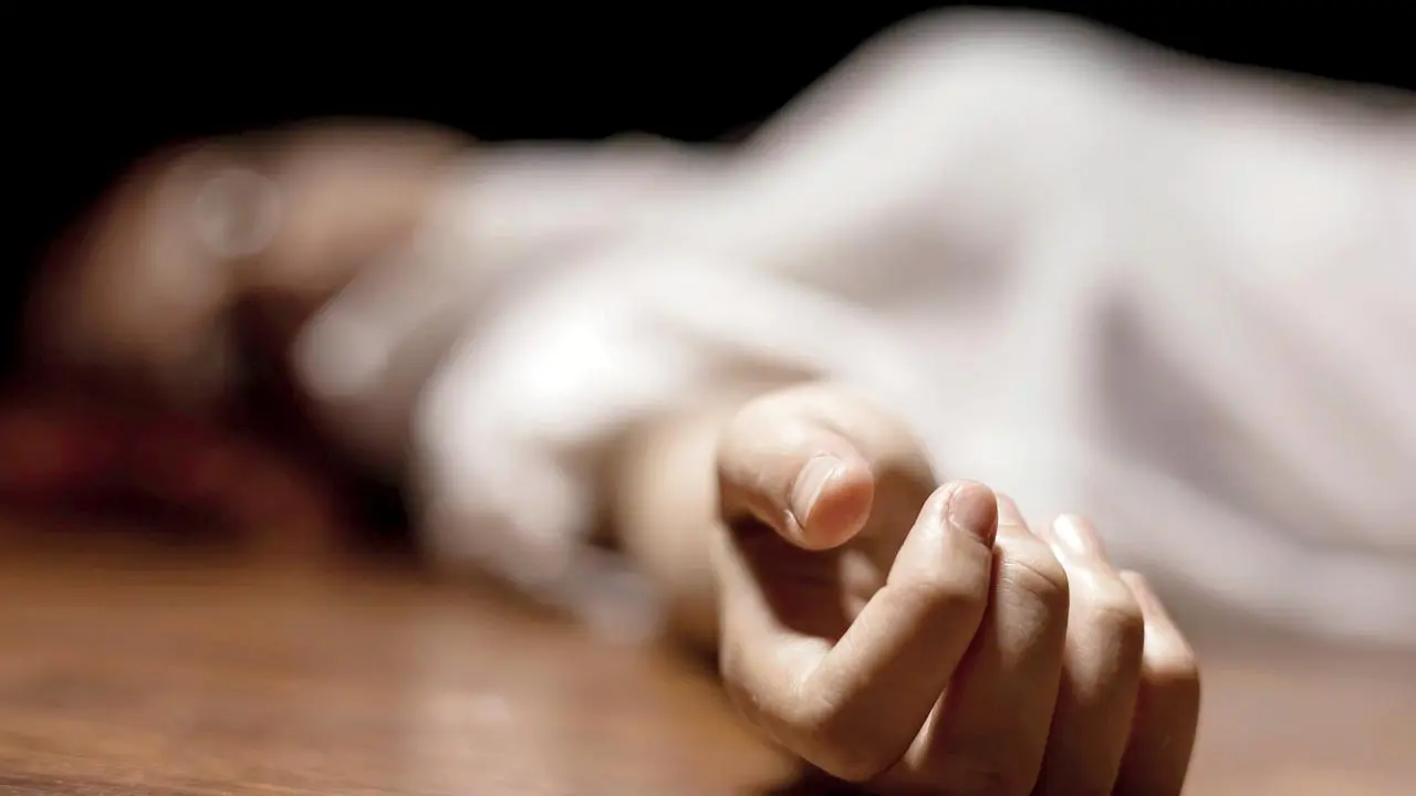 Teen girl dies after falling from terrace while clicking sunset in Dahisar