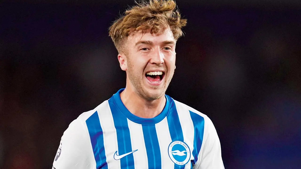 Brighton stun champs Liverpool 3-2