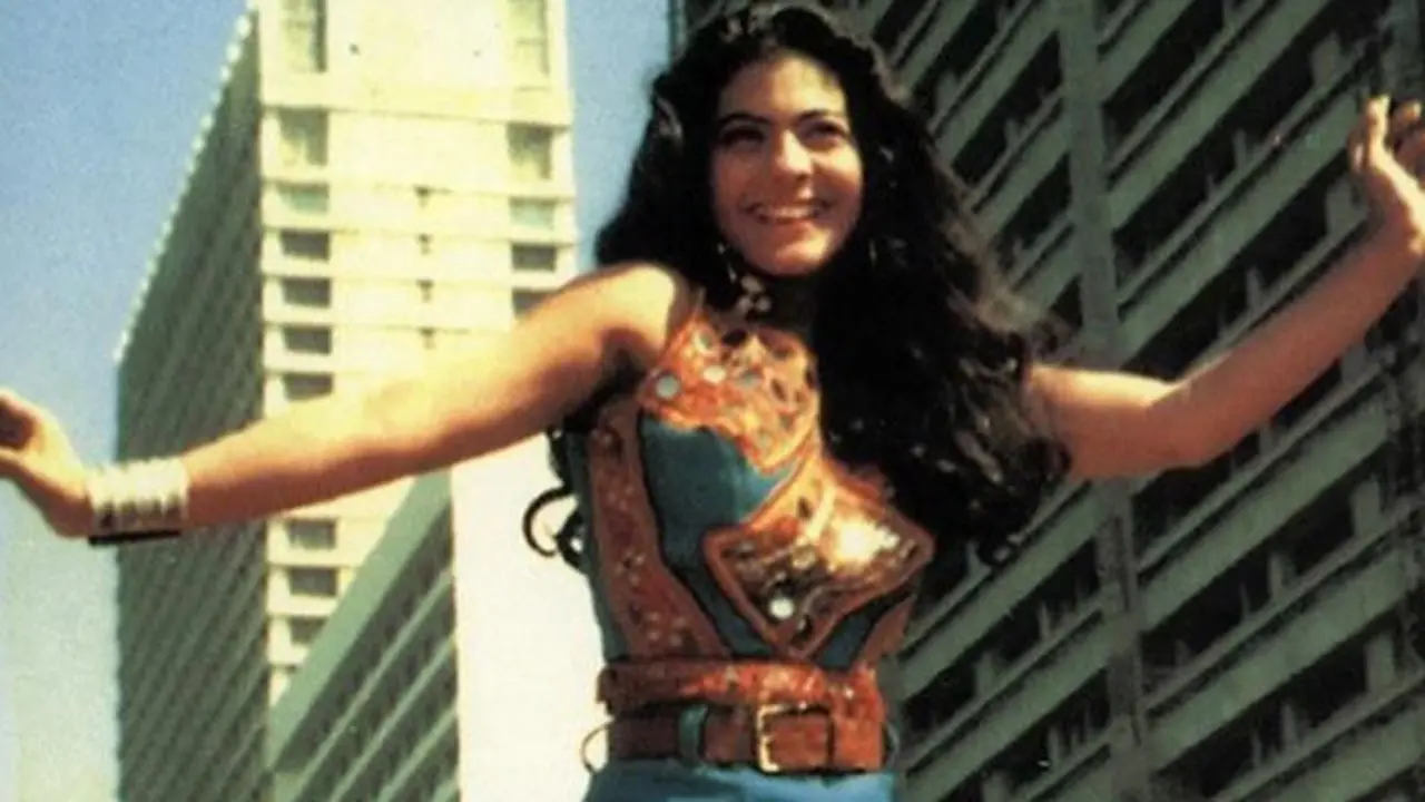 Kajol recalls the time when she danced on top of a taxi on Marine Drive