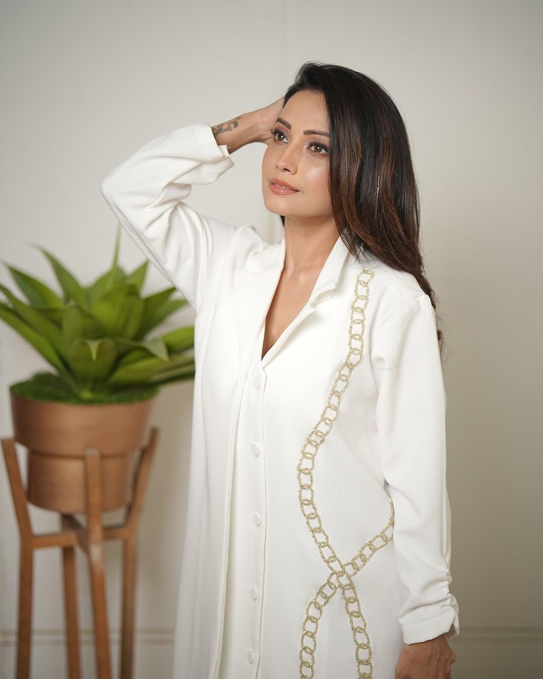 Getting up and going to the office is a task, and most of us have the privilege to work from home. So, what keeps us going is the motivation to look good. To slay your office look, Adaa Khan’s outfit here can be the perfect choice