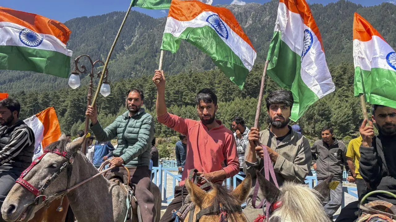 IN PHOTOS: Operation Sindoor | Locals participate in 'Tiranga Yatra' in J&K