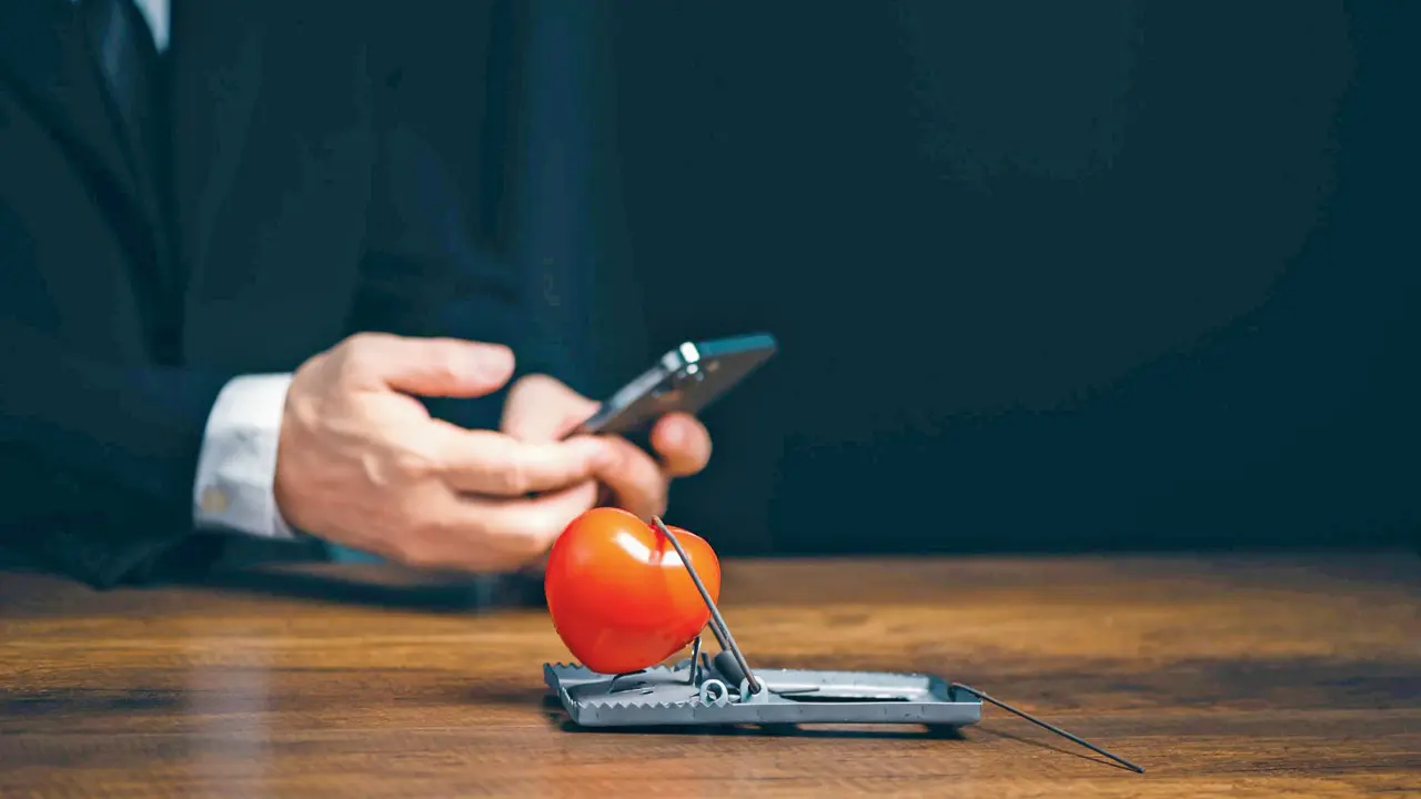 Dating app scam is back on the scene in Mumbai!