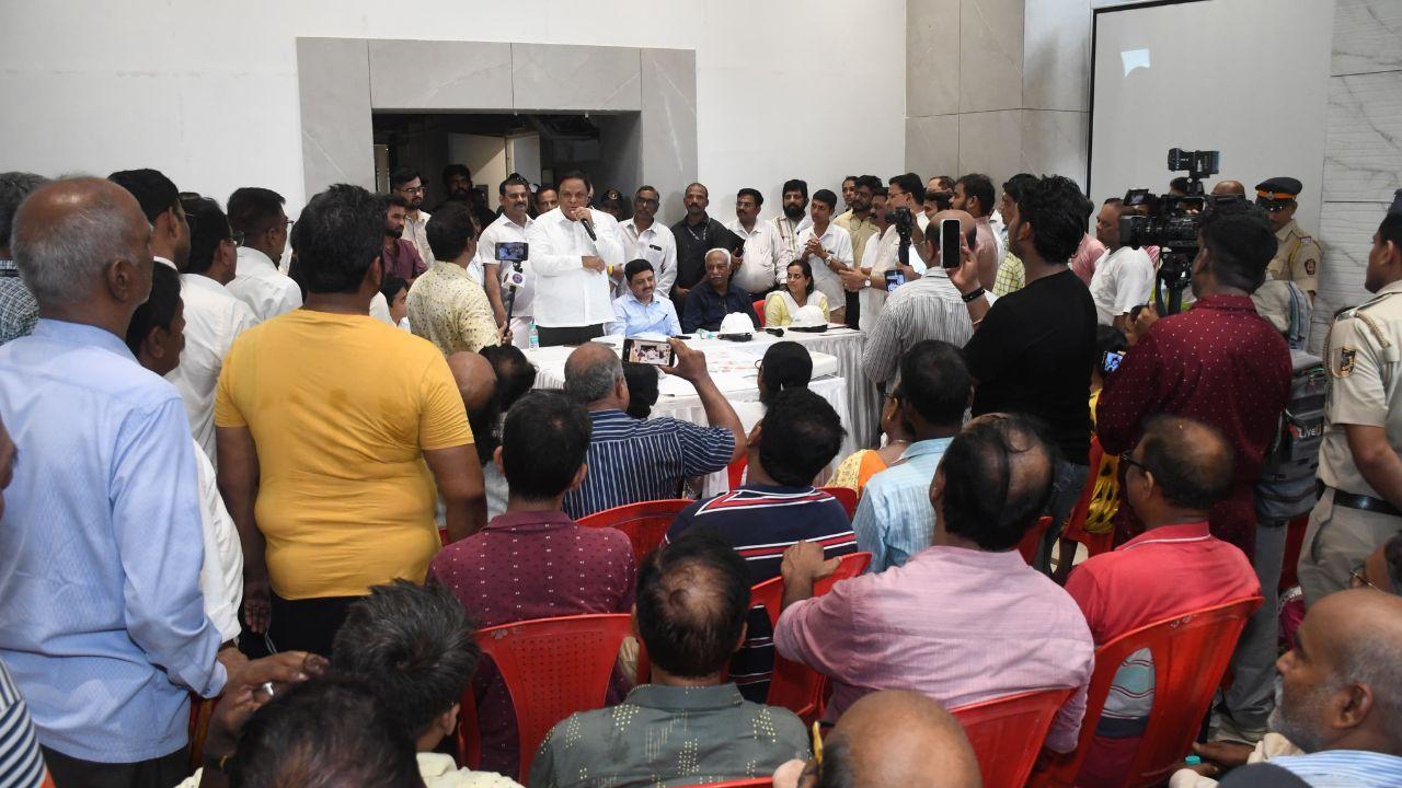He was accompanied by Milind Borikar, CEO of the Mumbai Board of Maharashtra Housing and Area Development Authority (MHADA). Shelar also conducted a detailed inspection of the newly constructed towers in the Worli BDD Chawl Redevelopment Project