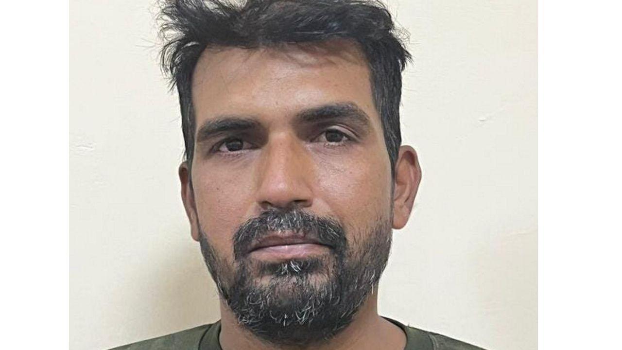 Pakistan govt hands over BSF jawan Purnam Shaw to India after 21 days