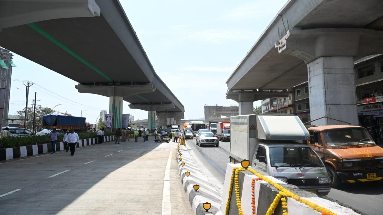 A dedicated subway has been constructed beneath the flyover for pedestrians and local traffic to cross both sides of Ghodbunder Road safely