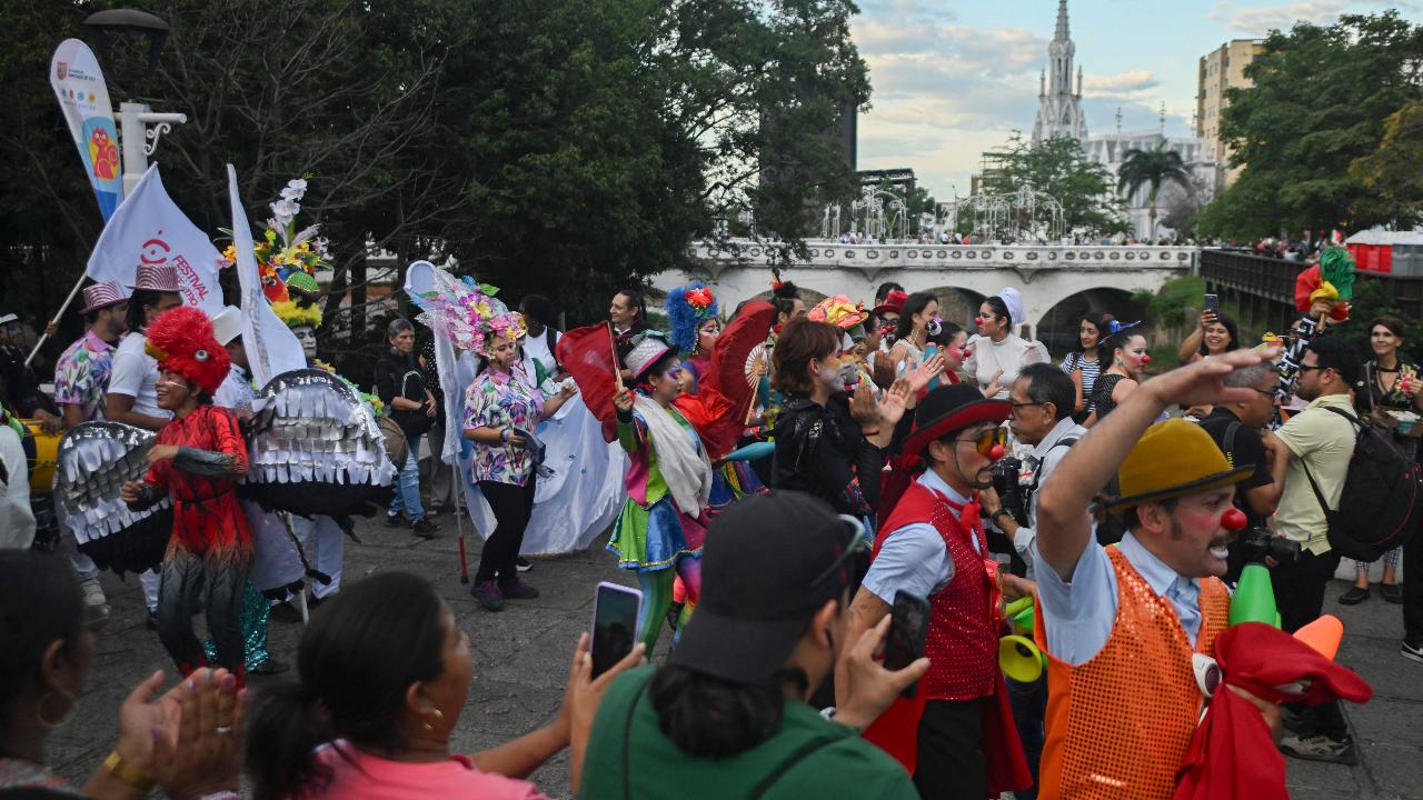 The inauguration of the festival not only saw individual performances but also group acts as they all came together