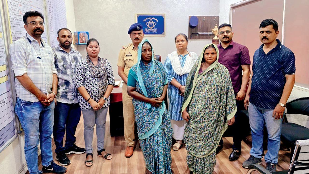 (From left) Leelabai Suryabhan Dhokle, 62, and Ushabai Dagdu Makale, 60 in police custody. Pic/Rajesh Gupta
