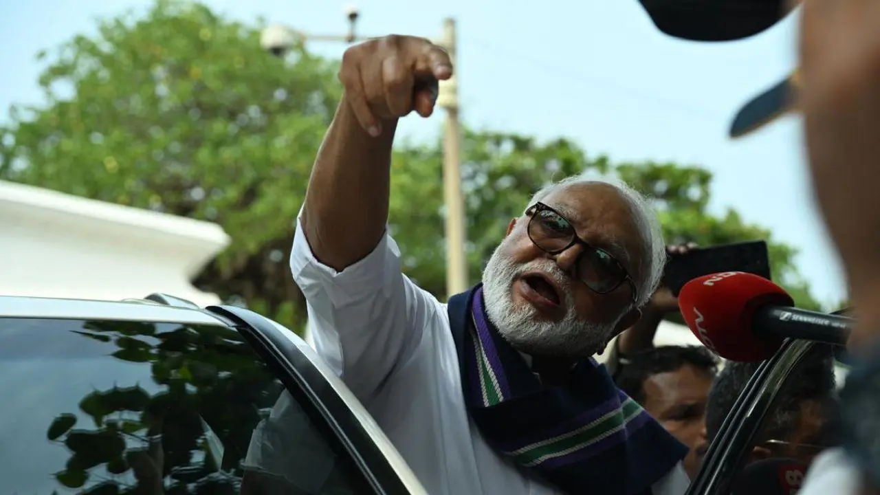 IN PHOTOS: NCP leader Chhagan Bhujbal sworn in as Maharashtra cabinet minister