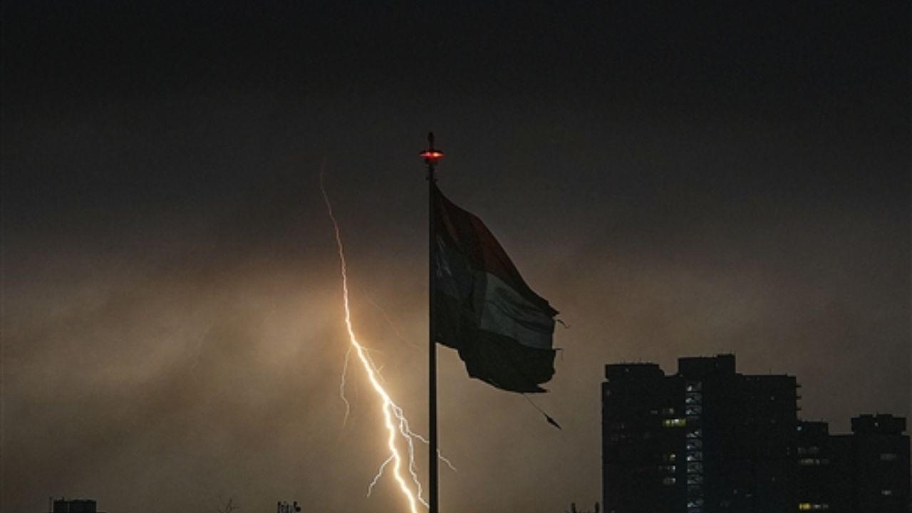 The electricity supply in some parts of Delhi had to be temporarily suspended to prevent electrocution, officials said