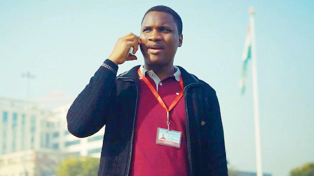 This film chronicles a Nigerian man's experiences in Delhi