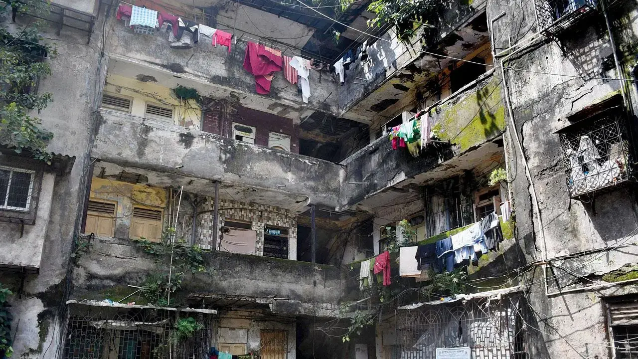 Mumbai Rains LIVE: MHADA declares list of 96 extremely dangerous buildings