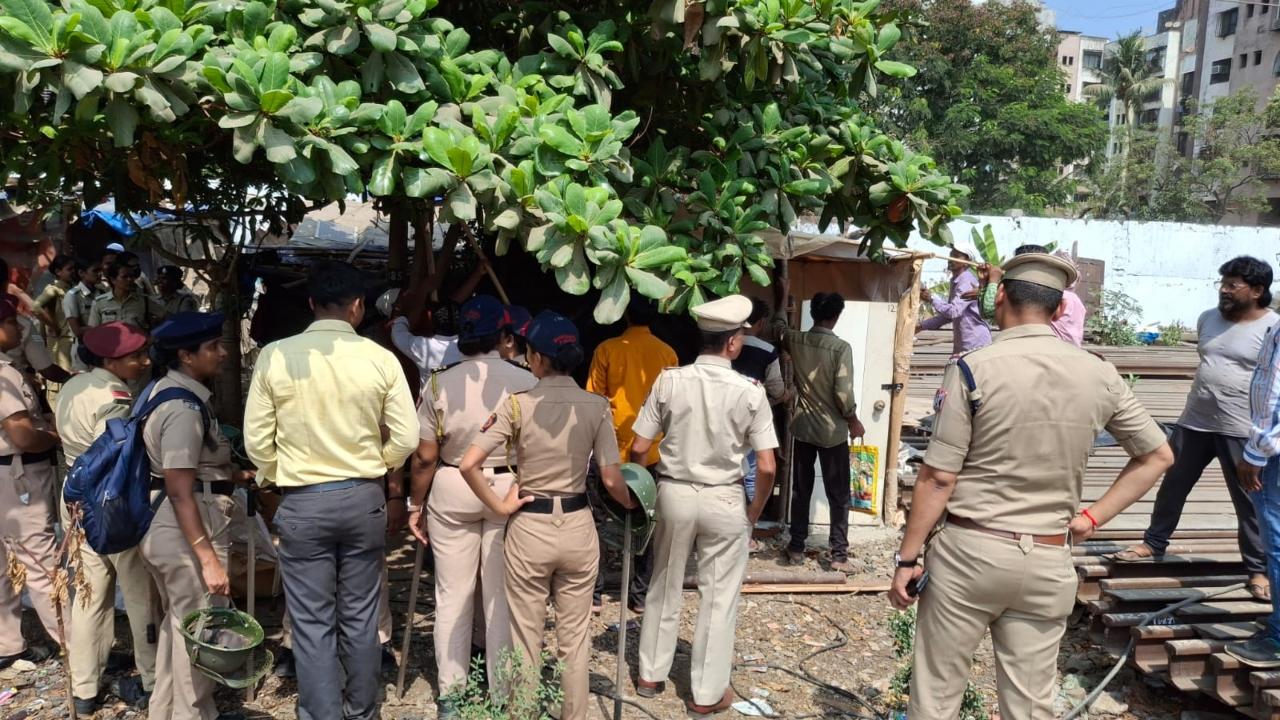 Materials such as iron sheets and bamboo from two large hutments were recovered and deposited in the departmental godown by the Inspector of Works (IOW)